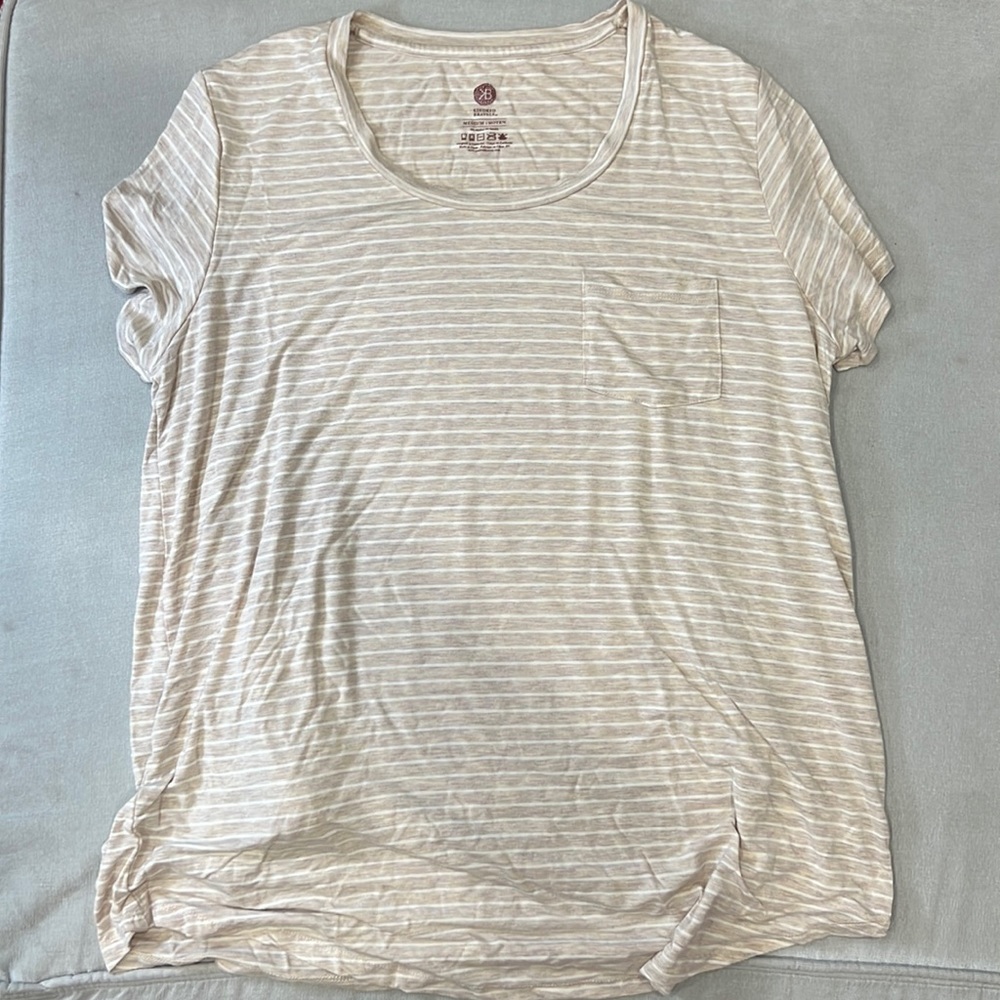 Kindred bravely nursing/maternity t-shirt